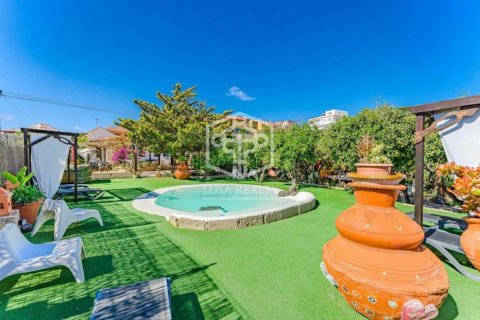 Commercial property for sale San Miguel de Abona, Tenerife, Spain 6 bedrooms, 553 sq.m. No. 111094 - photo 12