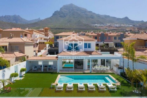 Villa à vendre Adeje, Tenerife, Espagne, 6 chambres, 350 m2 No. 111104 - photo 1