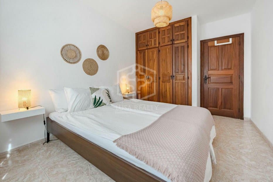 Liikekiinteistö Guia de Isora, Tenerife, Espanja 5 makuuhuonetta, 368 m2 No. 111085