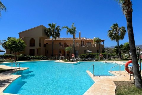 Penthouse for rent Benahavis, Malaga, Spain 2 bedrooms, 140 sq.m. No. 117532 - photo 3