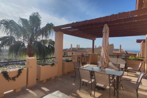 Penthouse for rent Benahavis, Malaga, Spain 2 bedrooms, 140 sq.m. No. 117532 - photo 26