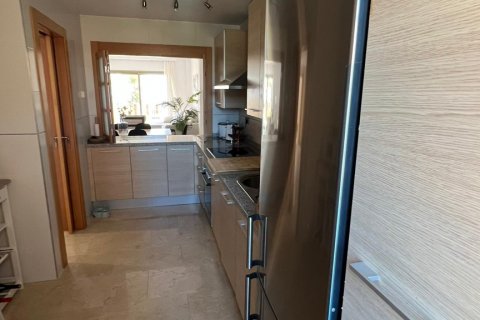 Penthouse for rent Benahavis, Malaga, Spain 2 bedrooms, 140 sq.m. No. 117532 - photo 4