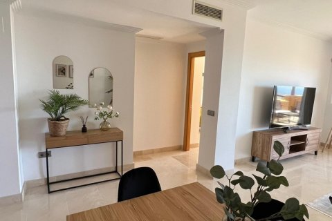 Penthouse for rent Benahavis, Malaga, Spain 2 bedrooms, 140 sq.m. No. 117532 - photo 23