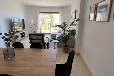 Penthouse for rent Benahavis, Malaga, Spain 2 bedrooms, 140 sq.m. No. 117532 - photo 13