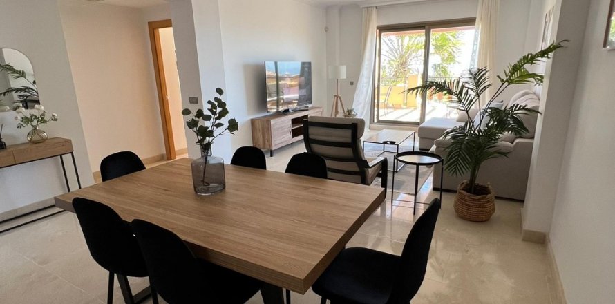 Penthouse Benahavis, Malaga, Spain 2 bedrooms, 140 sq.m. No. 117532