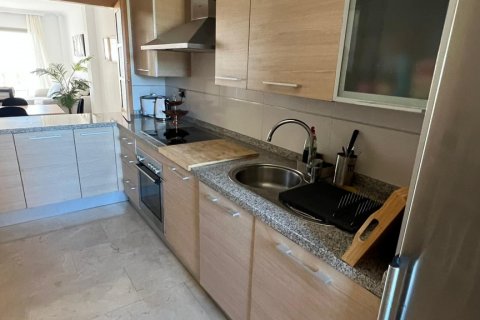 Penthouse for rent Benahavis, Malaga, Spain 2 bedrooms, 140 sq.m. No. 117532 - photo 30