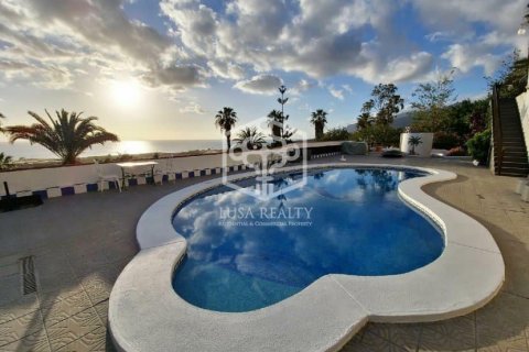 Villa till salu i Guia de Isora, Tenerife, Spanien 9 sovrum, 380 kvm. Nr. 94488 - foto 5