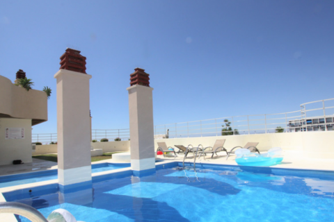 Продажа квартиры в Марбелья, Малага, Испания 1 спальня, 75м2 №117682 - фото 2