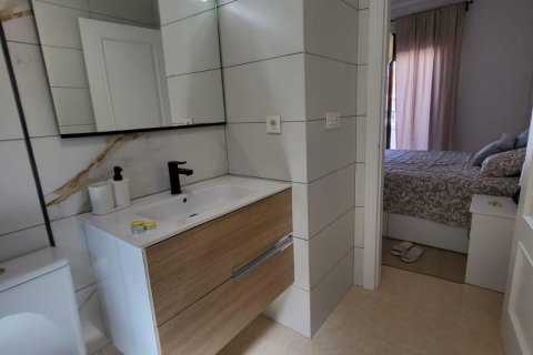 Villa for sale San Miguel de Salinas, Alicante, Spain 3 bedrooms, 106 sq.m. No. 115427 - photo 28