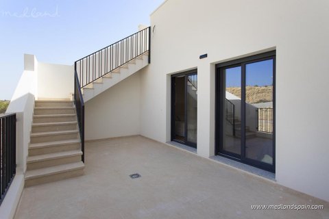 Kaupunkipientalo myytävänä Alicante, Espanja, 3 makuuhuonetta, 130 m2 No. 104845 - kuva 13