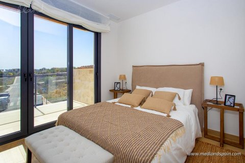 Kaupunkipientalo myytävänä Alicante, Espanja, 3 makuuhuonetta, 130 m2 No. 104845 - kuva 10