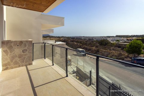 Kaupunkipientalo myytävänä Alicante, Espanja, 3 makuuhuonetta, 130 m2 No. 104845 - kuva 12