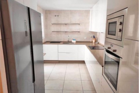 Продажа квартиры в Нуэва Андалусия, Малага, Испания 3 спальни, 130м2 №117676 - фото 11