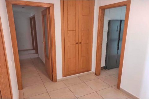 Продажа квартиры в Нуэва Андалусия, Малага, Испания 3 спальни, 130м2 №117676 - фото 7