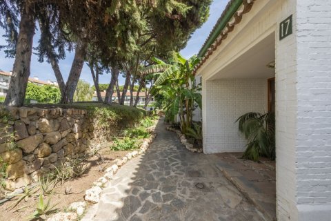 Apartment for sale Manchones Nagueles, Malaga, Spain 2 bedrooms, 114 sq.m. No. 117681 - photo 24