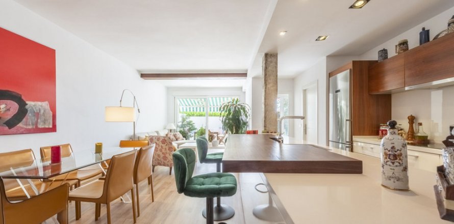 Apartment Manchones Nagueles, Malaga, Spain 2 bedrooms, 114 sq.m. No. 117681