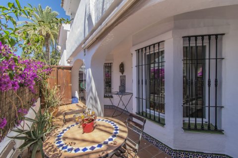 Продажа квартиры в Нуэва Андалусия, Малага, Испания 3 спальни, 127м2 №117680 - фото 21