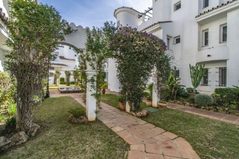 Продажа квартиры в Нуэва Андалусия, Малага, Испания 3 спальни, 127м2 №117680 - фото 29