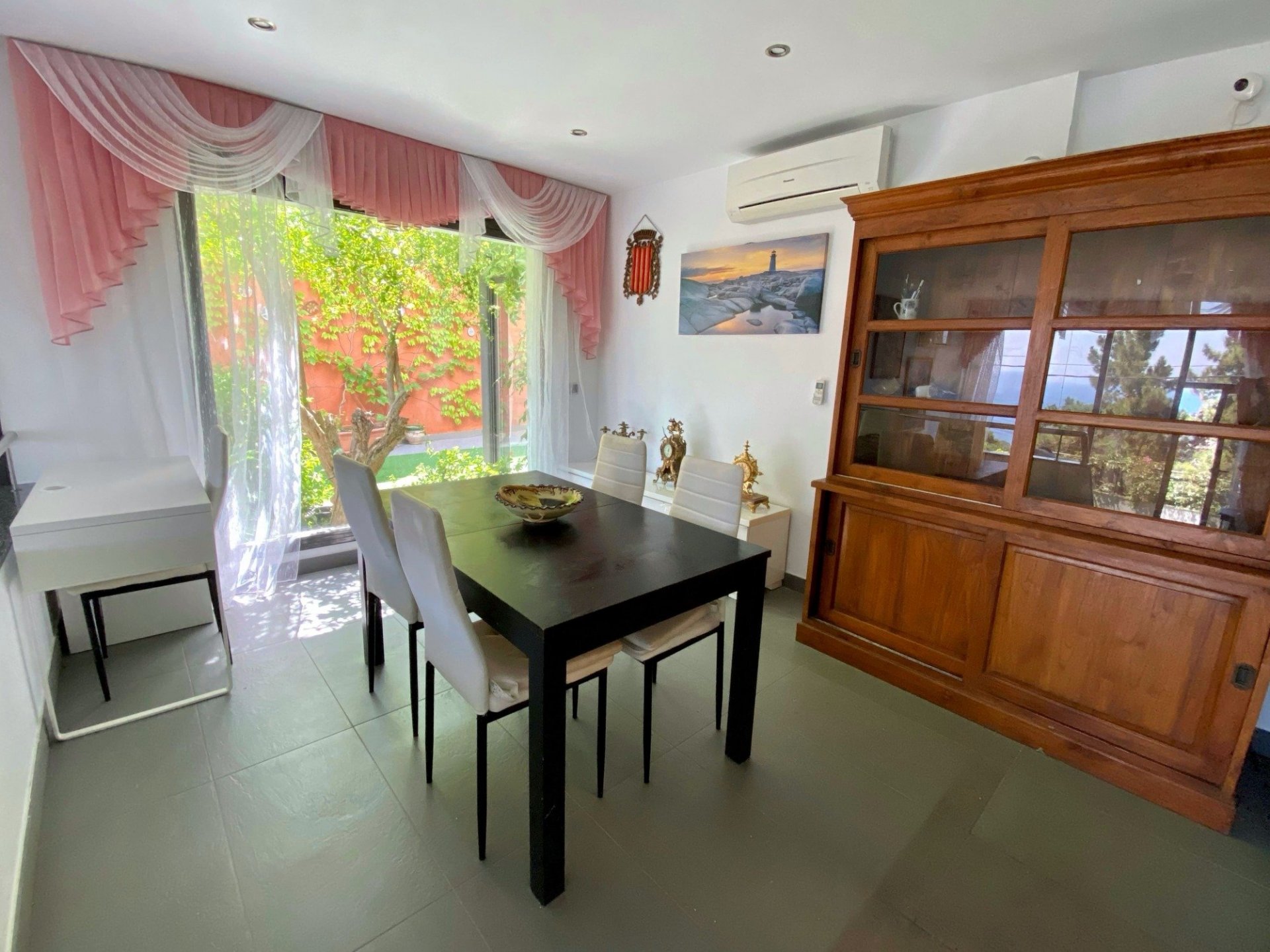 Casa a Lloret de Mar, Girona, Spagna 5 camere da letto, 269 mq. N° 23008