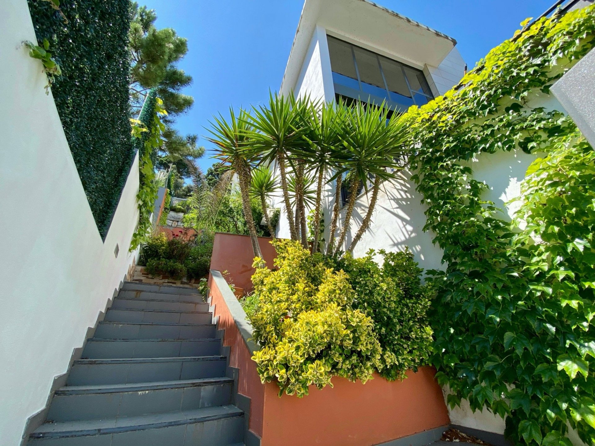 Casa a Lloret de Mar, Girona, Spagna 5 camere da letto, 269 mq. N° 23008