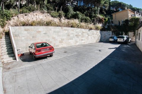 House for sale Lloret de Mar, Girona, Spain 4 bedrooms, 584 sq.m. No. 22971 - photo 23