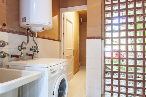 Apartment for rent Estepona, Malaga, Spain 3 bedrooms, 120 sq.m. No. 130118 - photo 9