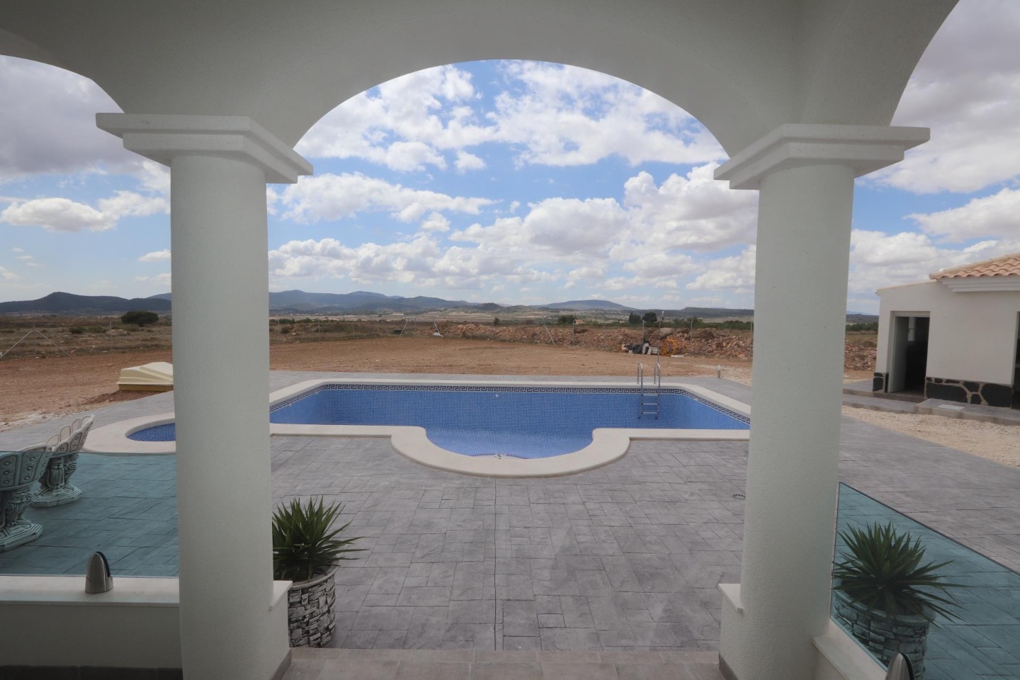 Villa in Pinoso, Alicante, Spain 4 bedrooms, 180 sq.m. No. 87434