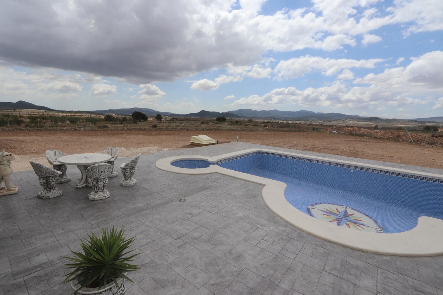 Villa in Pinoso, Alicante, Spain 4 bedrooms, 180 sq.m. No. 87434