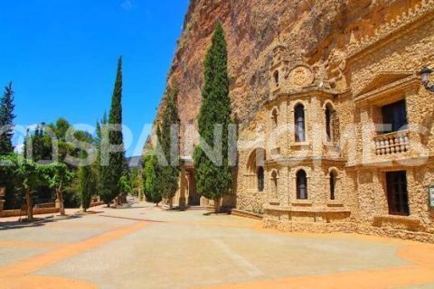 Villa till salu i Calasparra, Murcia, Spanien 2 sovrum, 77 kvm. Nr. 99469 - foto 17