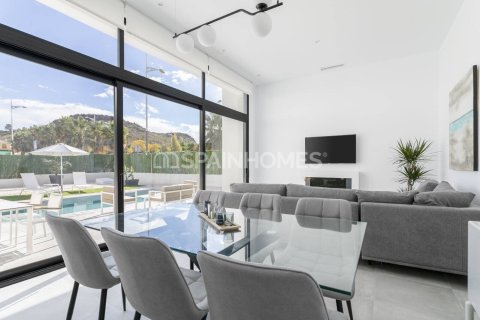 Villa till salu i Calasparra, Murcia, Spanien 2 sovrum, 77 kvm. Nr. 99469 - foto 8