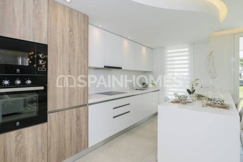 Lägenhet till salu San Roque, Cadiz, Spanien 3 sovrum, 116 kvm. Nr. 48992 - foto 27