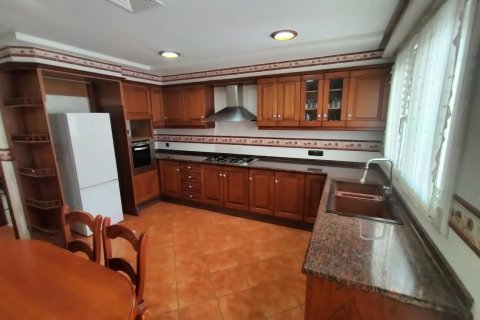 Villa pārdošanā Elda, Alicante, Spānijā 4 istabas, 414 m2 Nr. 116357 - attēls 13