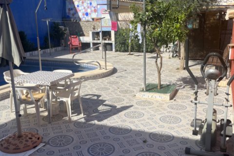 Villa en venta Punta Prima, Alicante, España 4 dormitorios, 250 m2 No. 113855 - foto 17