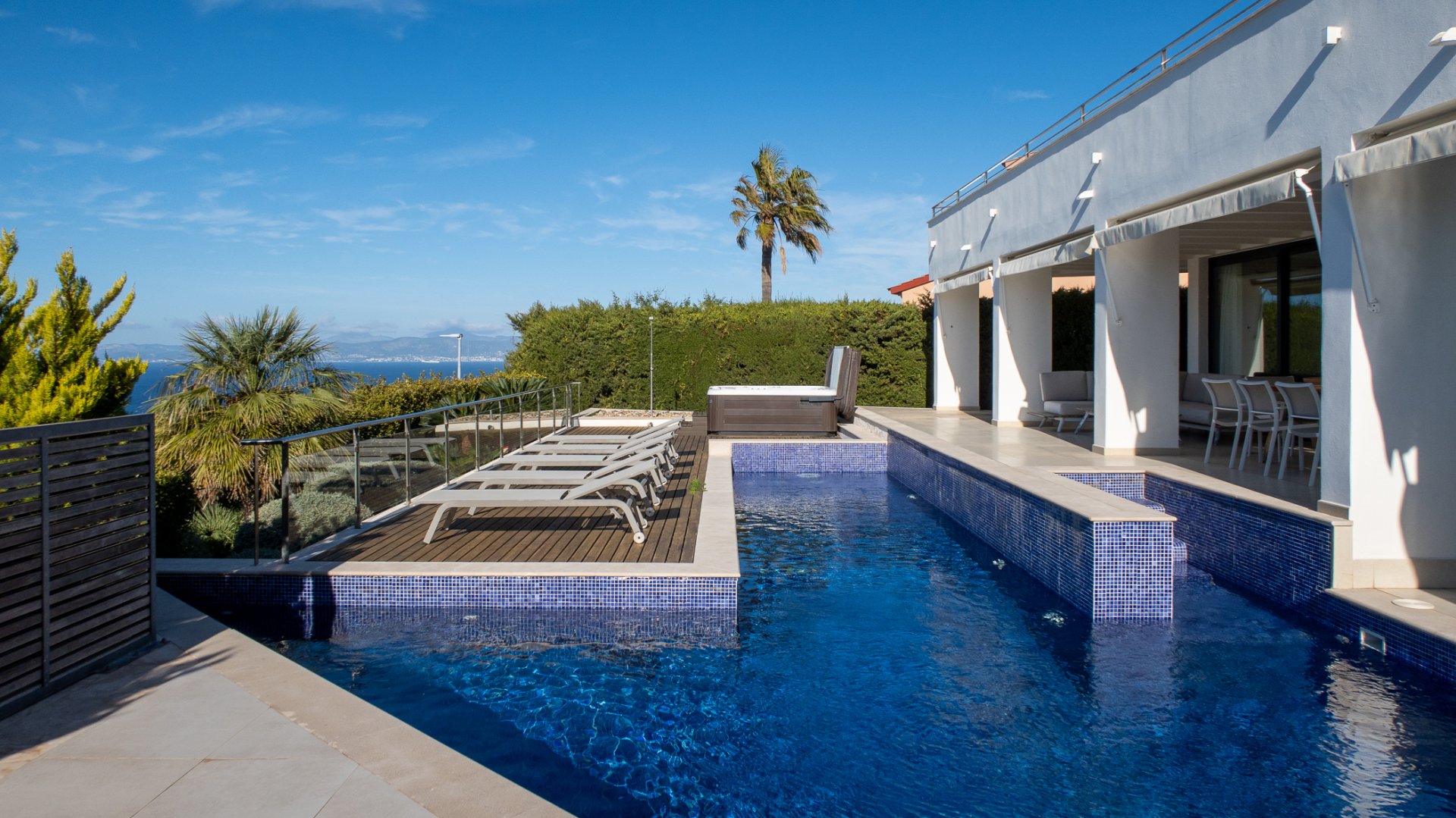 Villa in Badia Blava, Mallorca, Spain 5 bedrooms, 575 sq.m. No. 87580