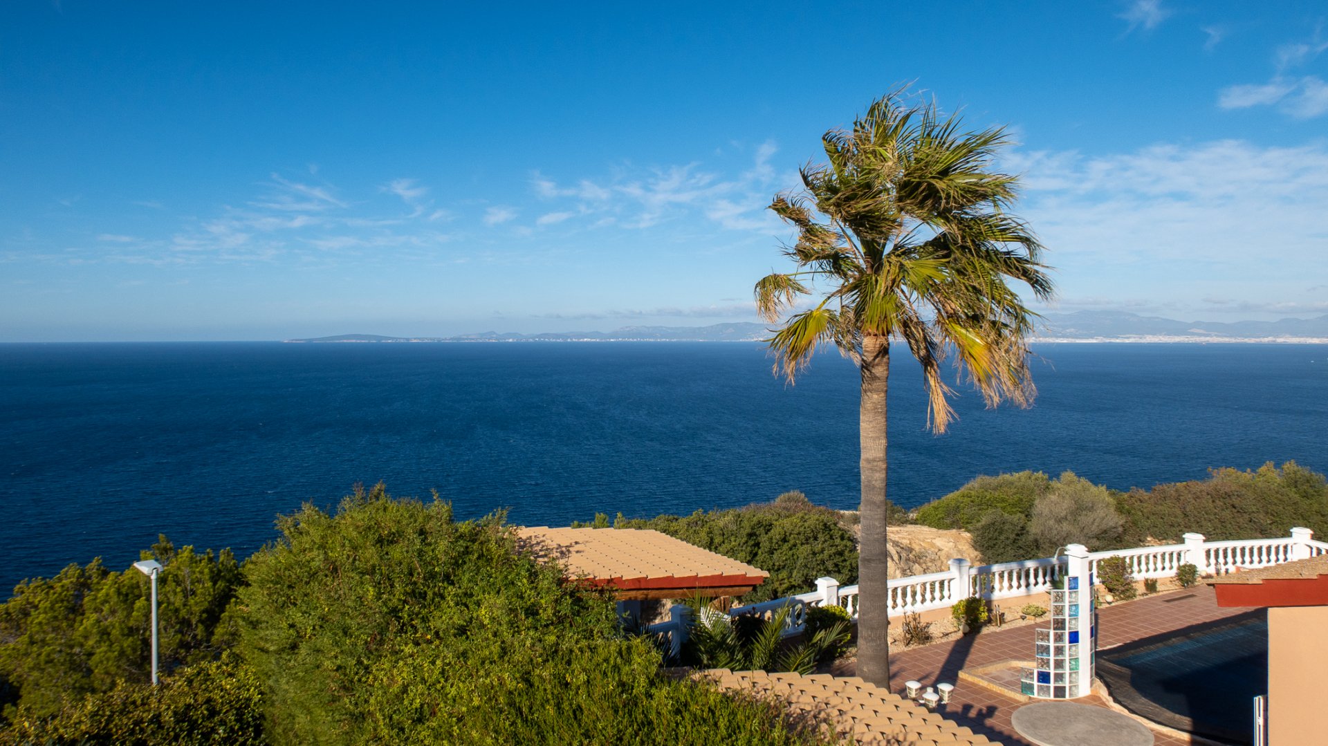Villa in Badia Blava, Mallorca, Spain 5 bedrooms, 575 sq.m. No. 87580