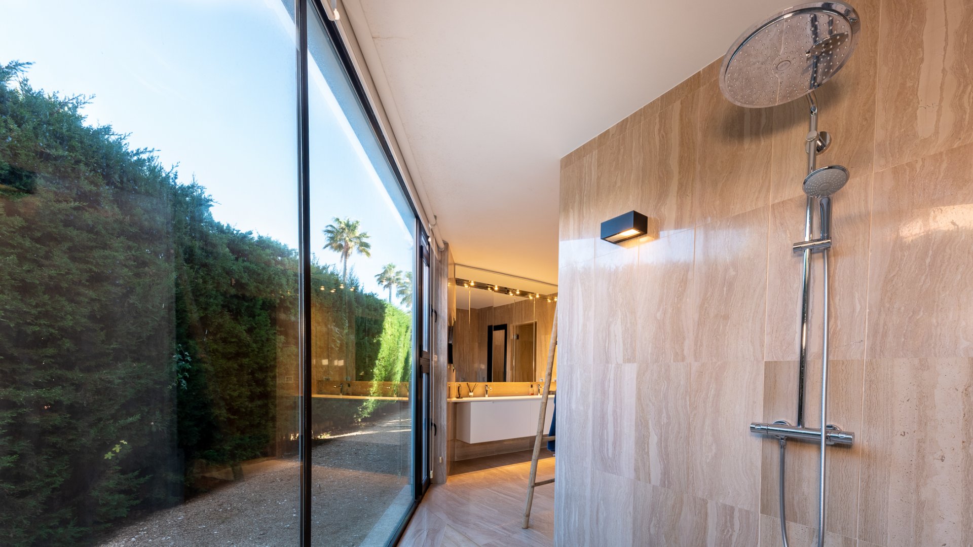 Villa in Badia Blava, Mallorca, Spain 5 bedrooms, 575 sq.m. No. 87580