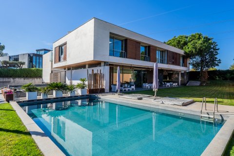 Huvila myytävänä Pozuelo de Alarcon, Madrid, Espanja, 8 makuuhuonetta, 1.51 m2 No. 106763 - kuva 2