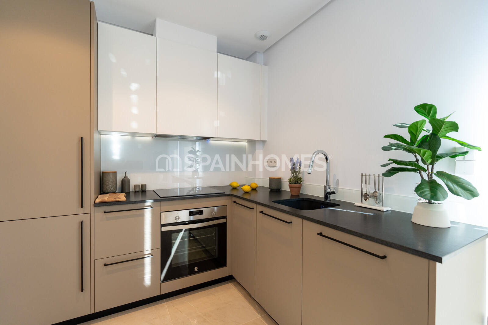 Villa a Santa Pola, Alicante, Spagna 3 camere da letto, 86 mq. N° 92104