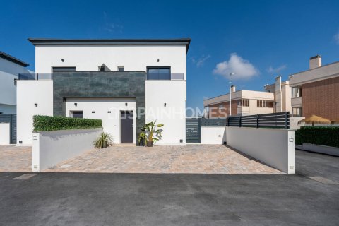 Villa in Santa Pola, Alicante, Spanien 3 Schlafzimmer, 86 m2 Nr. 92104