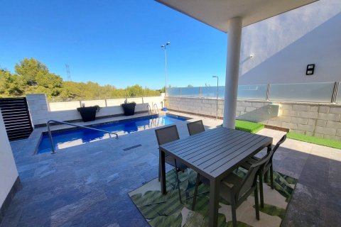 Villa à vendre Villamartin, Alicante, Espagne, 5 chambres, 227 m2 No. 115777 - photo 2
