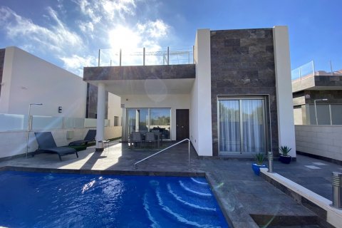 Villa à vendre Villamartin, Alicante, Espagne, 5 chambres, 227 m2 No. 115777 - photo 1