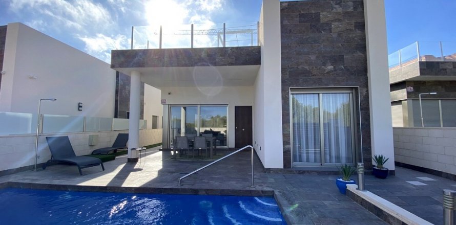 Villa Villamartin, Alicante, Espagne 5 chambres, 227 m2 No. 115777