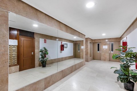 Apartment for sale Torrevieja, Alicante, Spain 3 bedrooms, 77 sq.m. No. 117270 - photo 18