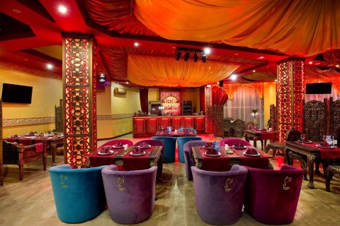 Commercial property for sale Ciutat Vella, Barcelona, Spain 125 sq.m. No. 40023 - photo 1