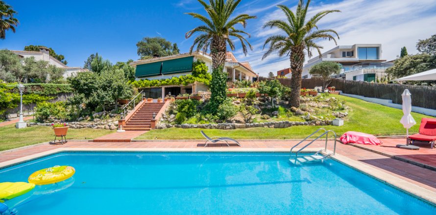 Villa in Santo Domingo, Madrid, Spanien 5 Schlafzimmer, 337 m2 Nr. 62135