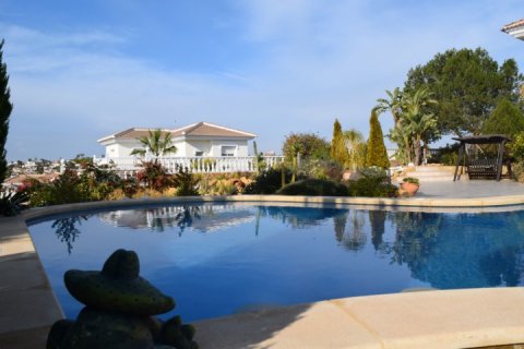 Villa for sale Ciudad Quesada, Alicante, Spain 5 bedrooms, 250 sq.m. No. 118718 - photo 2