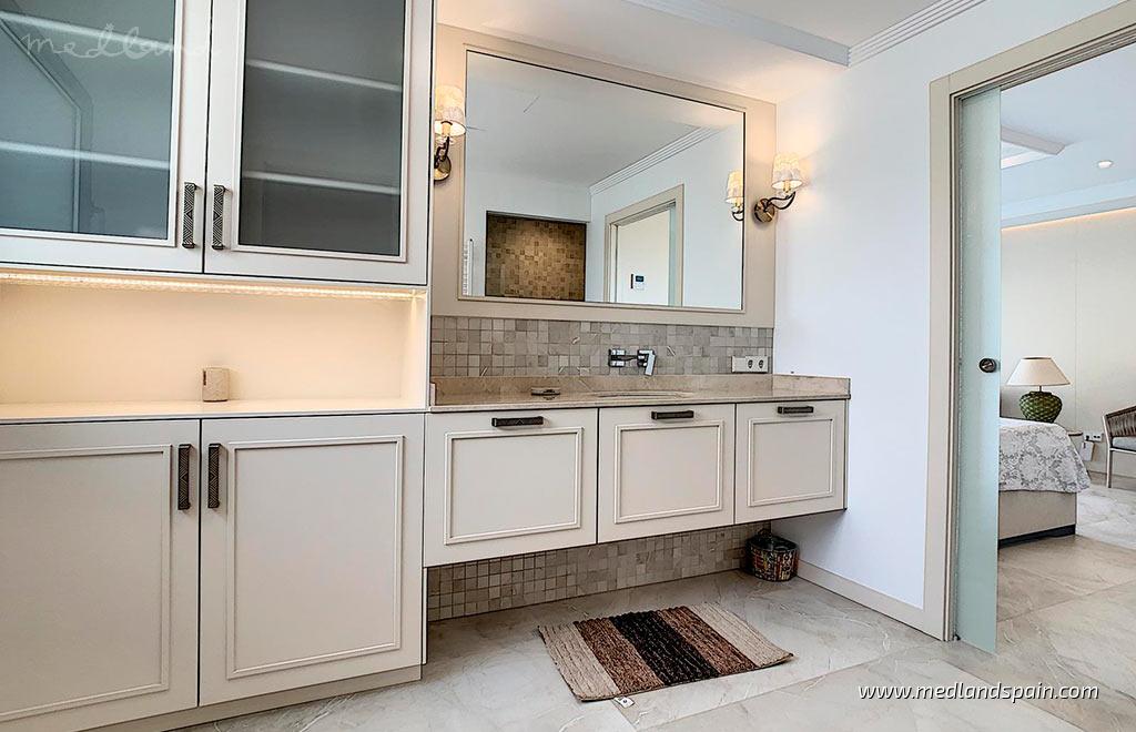 Villa en Cumbre Del Sol, Alicante, España 4 dormitorios, 212 m2 No. 49305