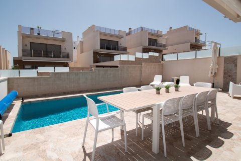 Продажа виллы Аликанте, Испания 5 спален, 190м2 №117385 - фото 5