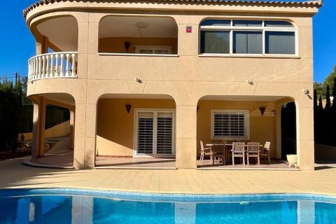 Villa for sale Los Balcones, Alicante, Spain 4 bedrooms, 325 sq.m. No. 115240 - photo 8