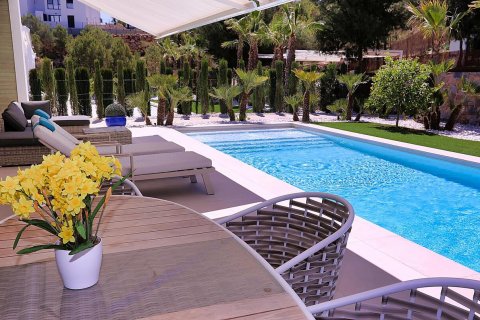 Villa for sale Pinar De Campoverde, Alicante, Spain 4 bedrooms,  No. 115195 - photo 15